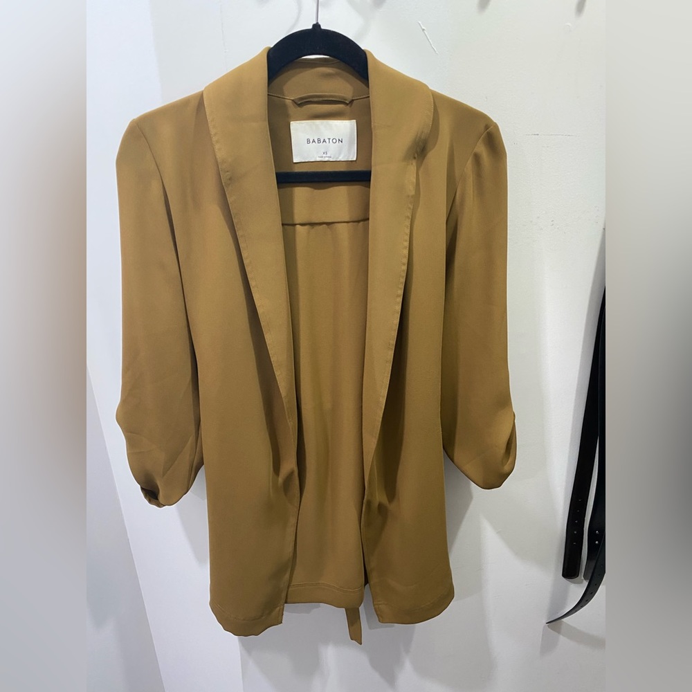 Aritzia